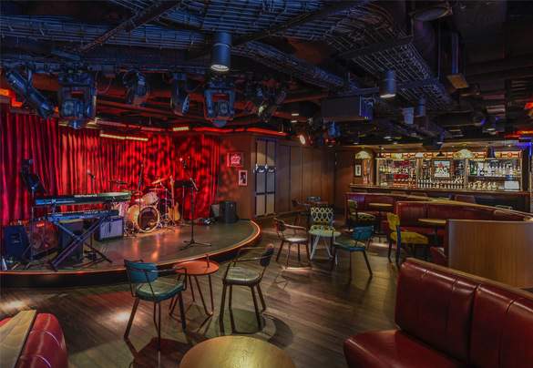 NCL Norwegian Getaway Syd Norman’s Pour House.jpeg